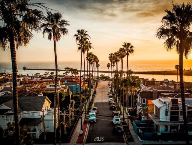 Престижный пригород Лос-Анджелеса: Newport Beach Престижный пригород Лос-Анджелеса: Newport Beach